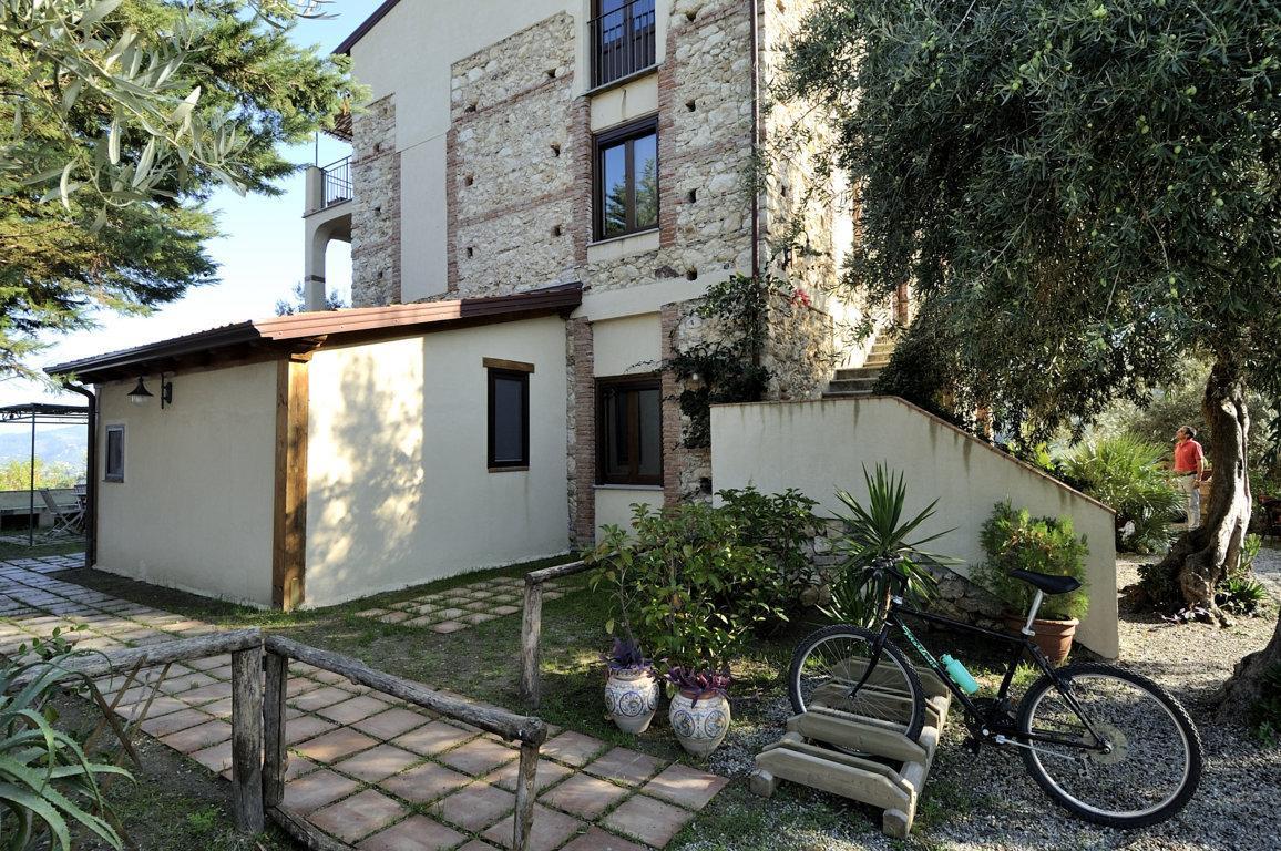Residence Casa Torretta Gioiosa Marea Eksteriør bilde