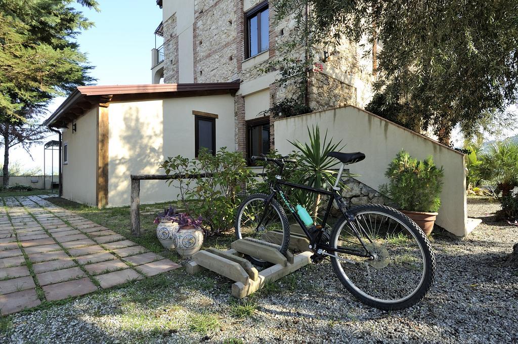 Residence Casa Torretta Gioiosa Marea Eksteriør bilde